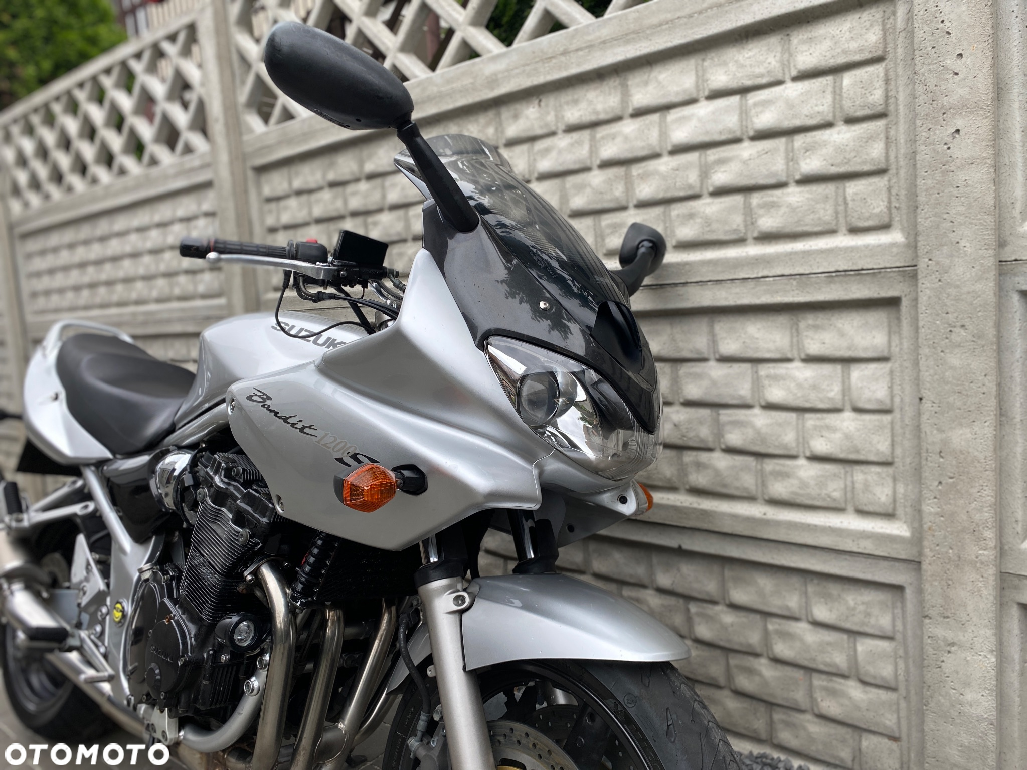 Suzuki Bandit - 10