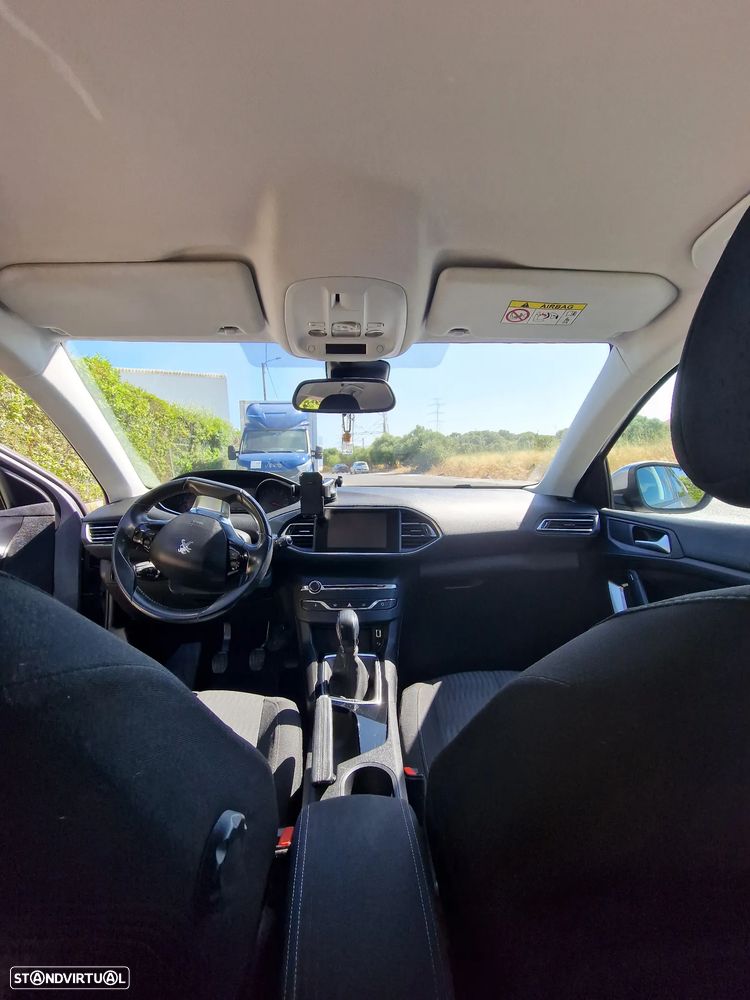 Peugeot 308 1.6 HDi Active - 12