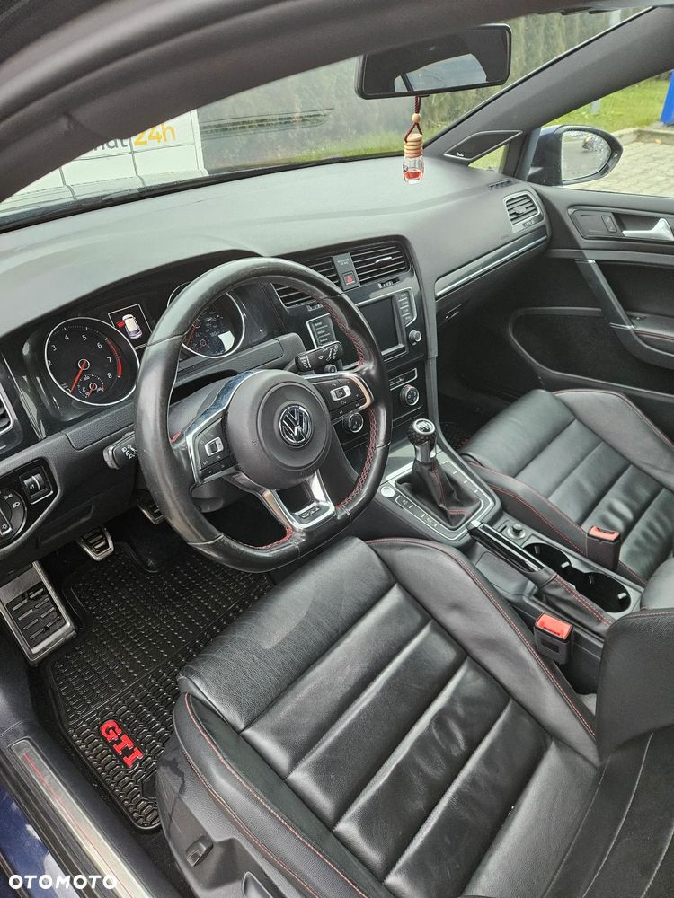 Volkswagen Golf 2.0 TSI BMT GTI Performance - 8