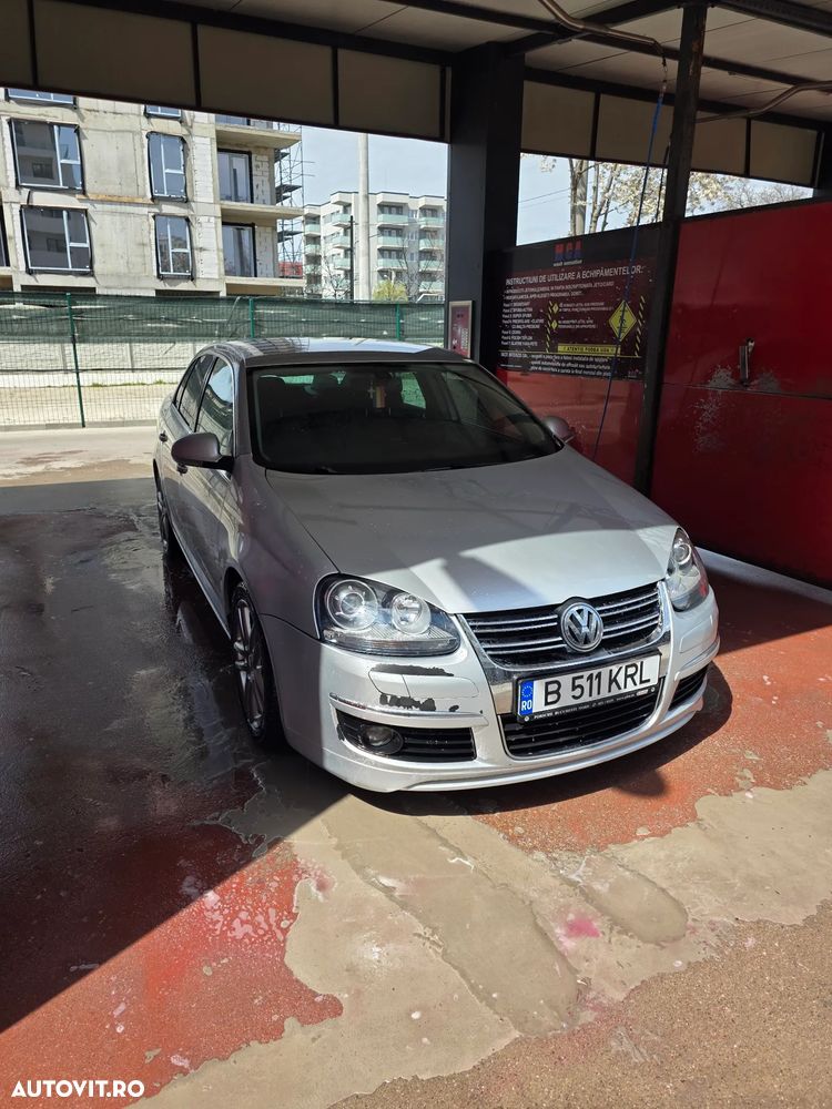 Volkswagen Jetta - 5