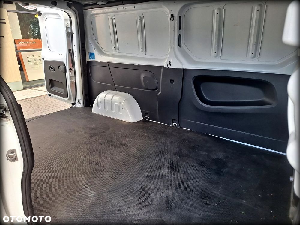 Renault TRAFIC - 8