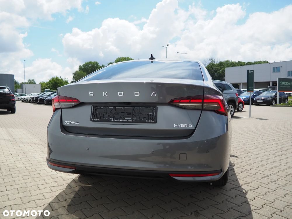 Skoda Octavia 1.5 TSI mHEV Drive Selection DSG - 15