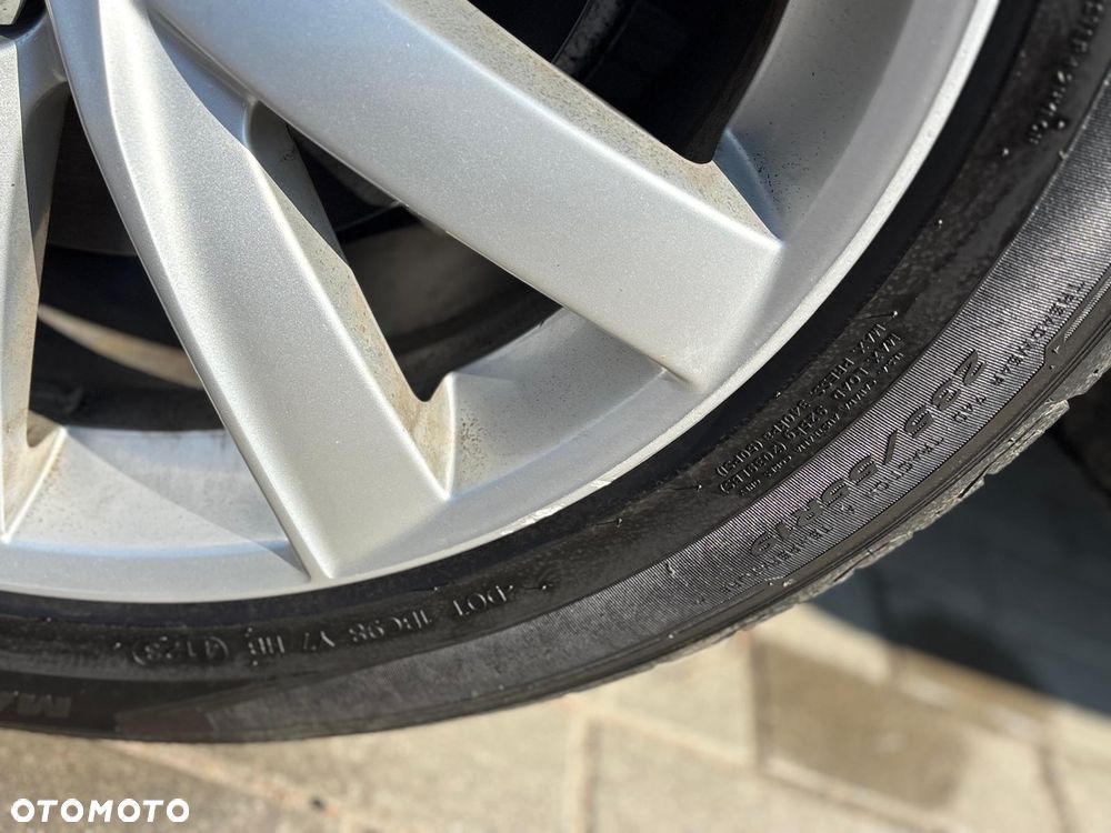 Volvo XC 90 T6 AWD Momentum 7os - 29