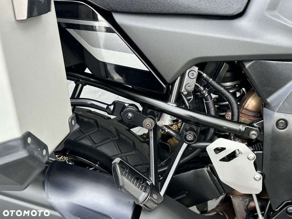 Suzuki V-STROM - 13