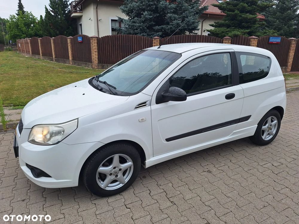 Chevrolet Aveo 1.2 16V Base+ - 31