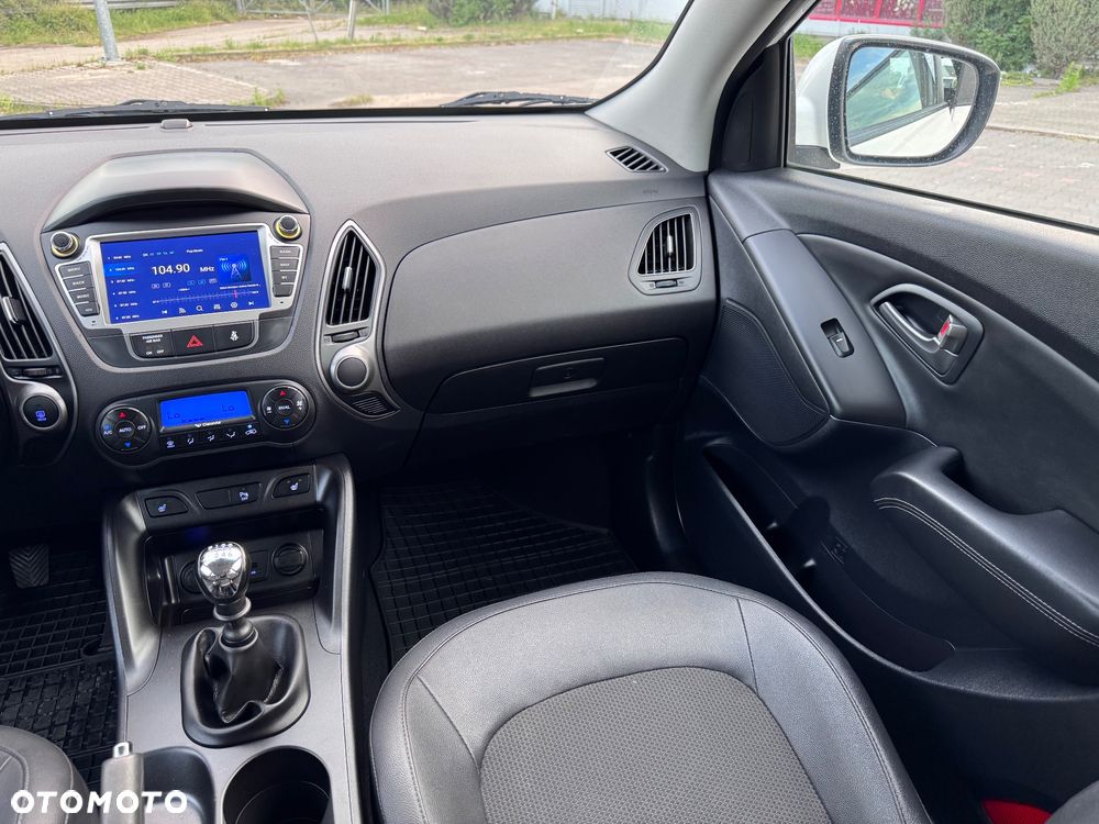 Hyundai ix35 - 23