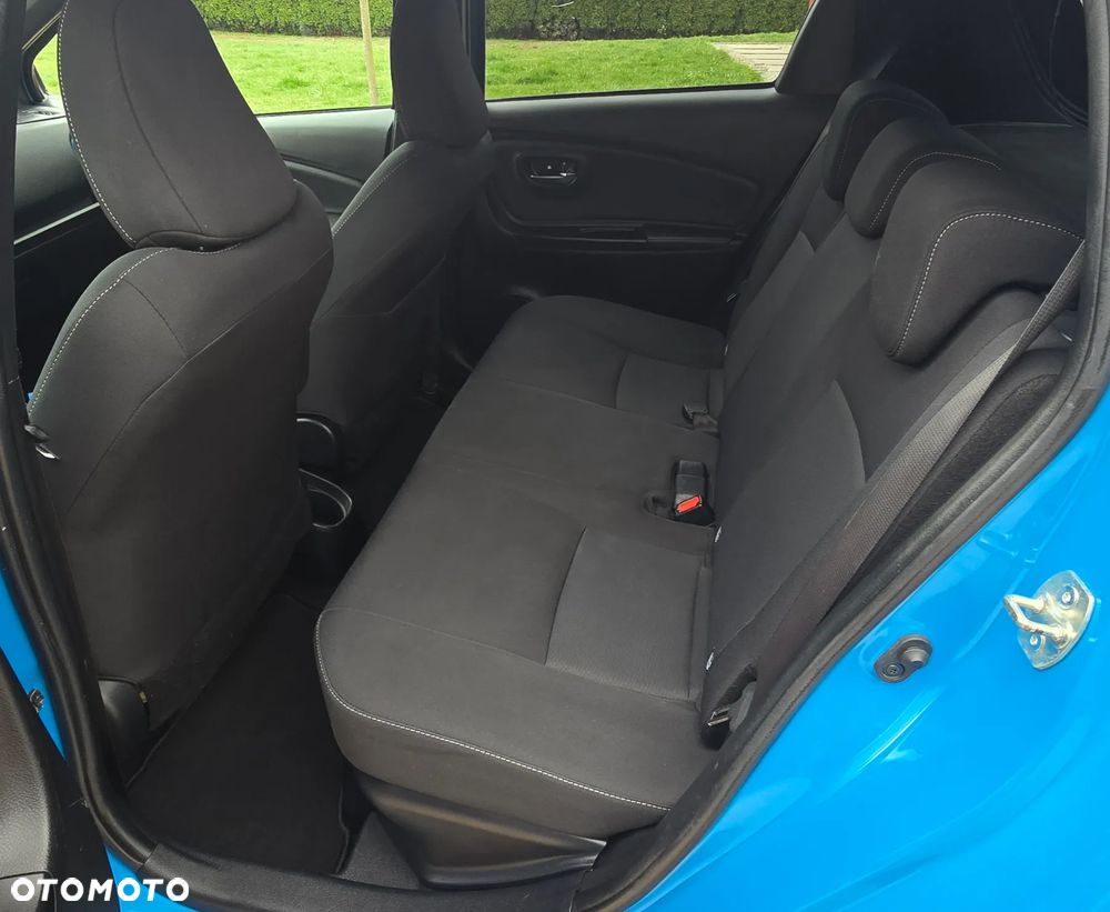 Toyota Yaris - 25