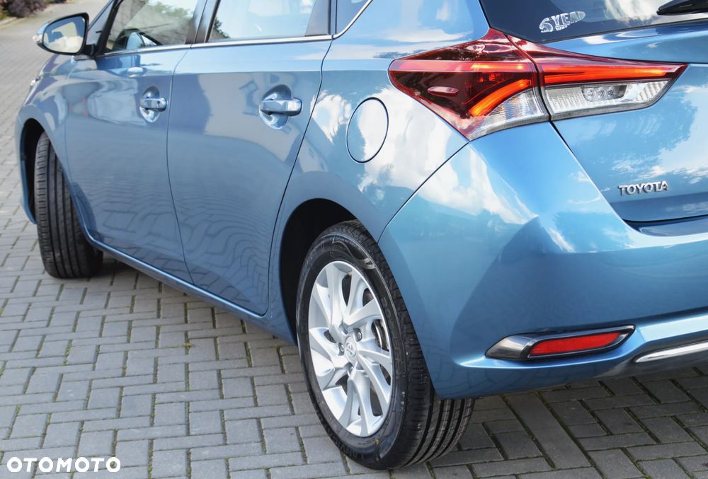 Toyota Auris - 5