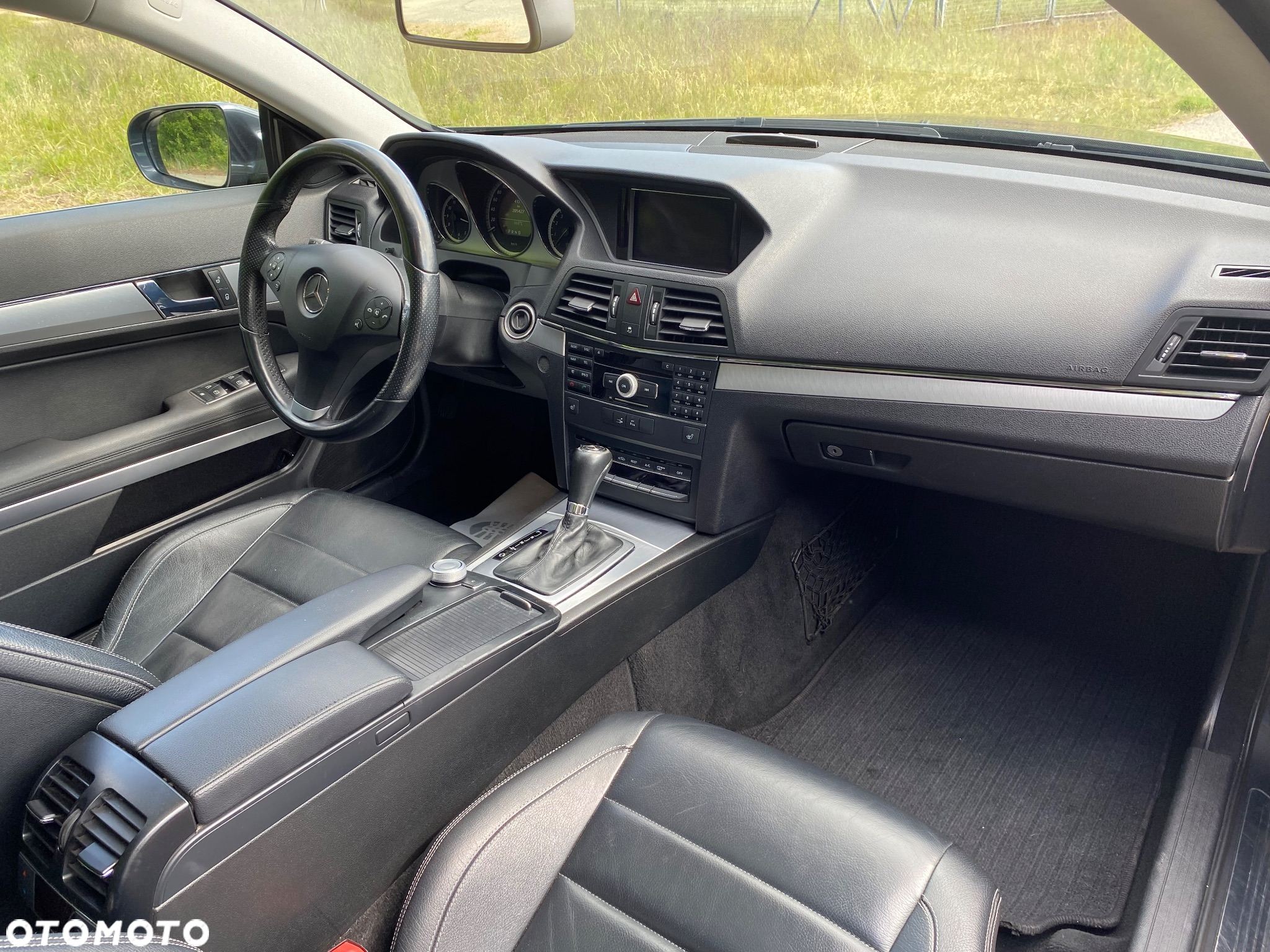 Mercedes-Benz Klasa E 350 CGI BlueEffICIENCY - 19