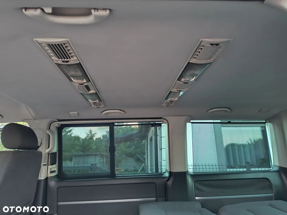 Volkswagen Multivan - 13