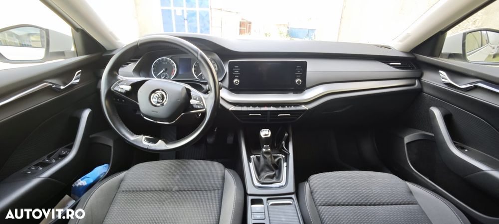 Skoda Octavia 2.0 TDI Ambition - 4
