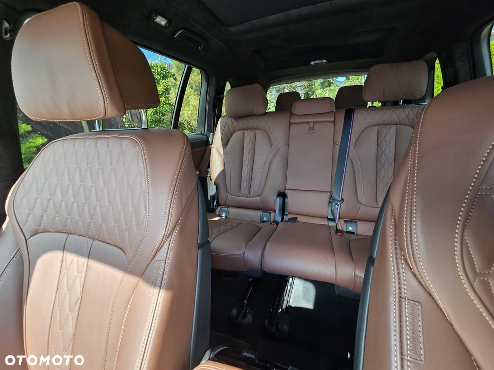 BMW X7 - 8