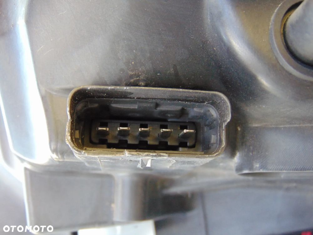 Lampa przednia przód prawa Renault Clio 2 II FL lift 01-05r - 10