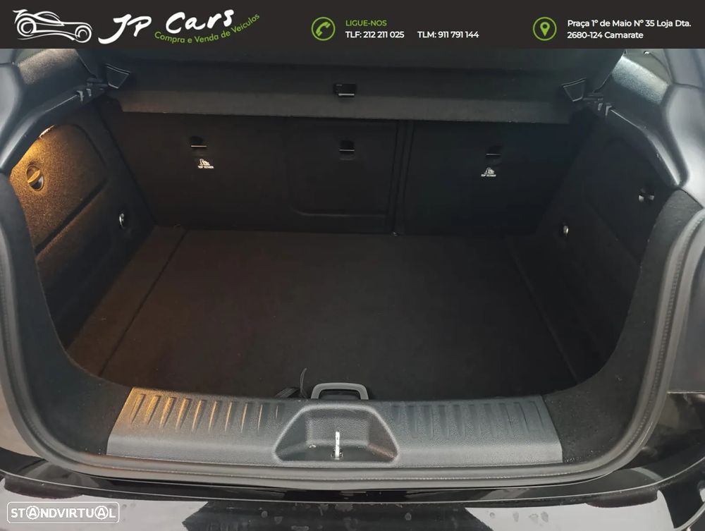 Mercedes-Benz A 180 d AMG Line - 23