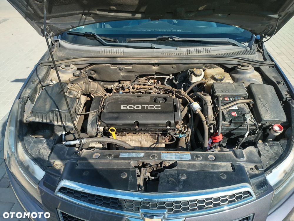 Chevrolet Cruze 1.6 LT - 16