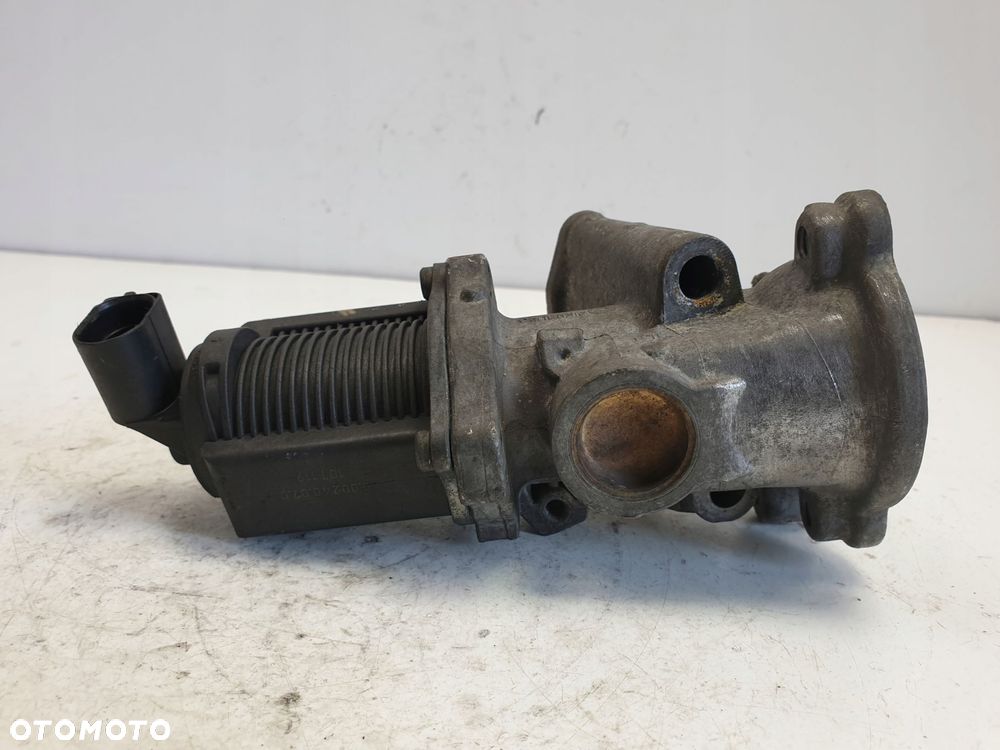 ZAWÓR EGR Opel Astra III H 1.3 CDTI 04-10 - 3