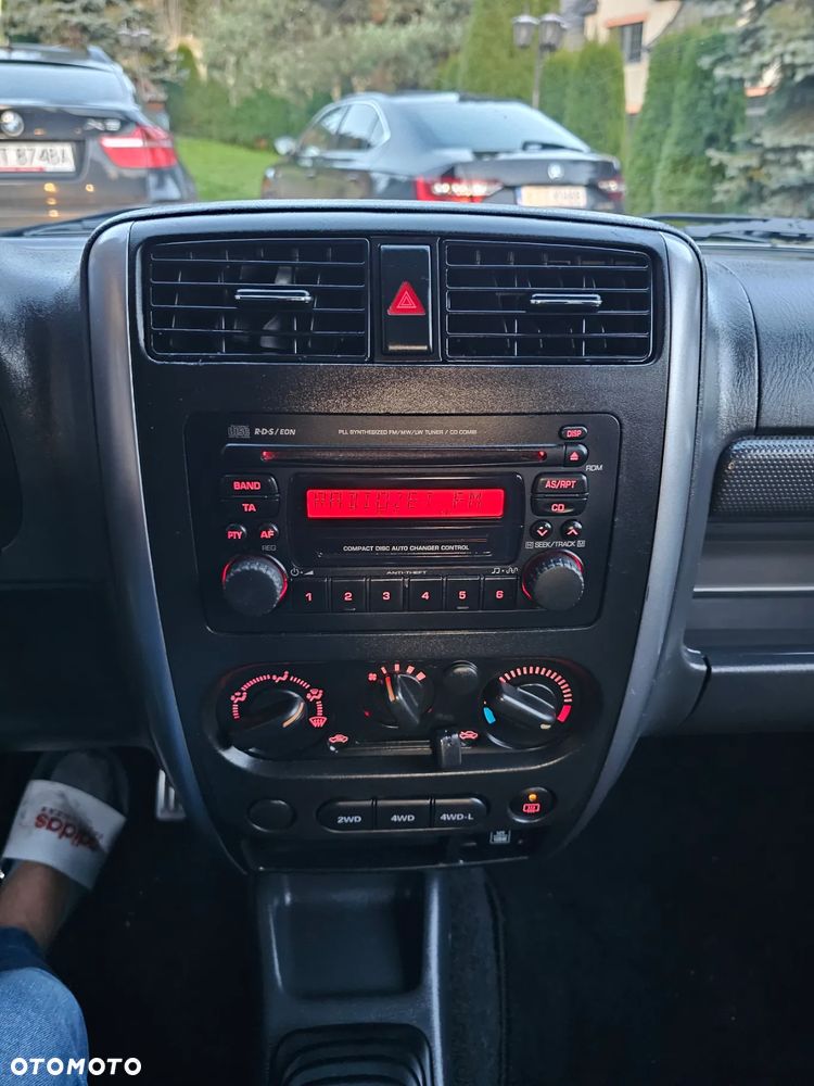 Suzuki Jimny 1.3 Elegance EU6 - 33