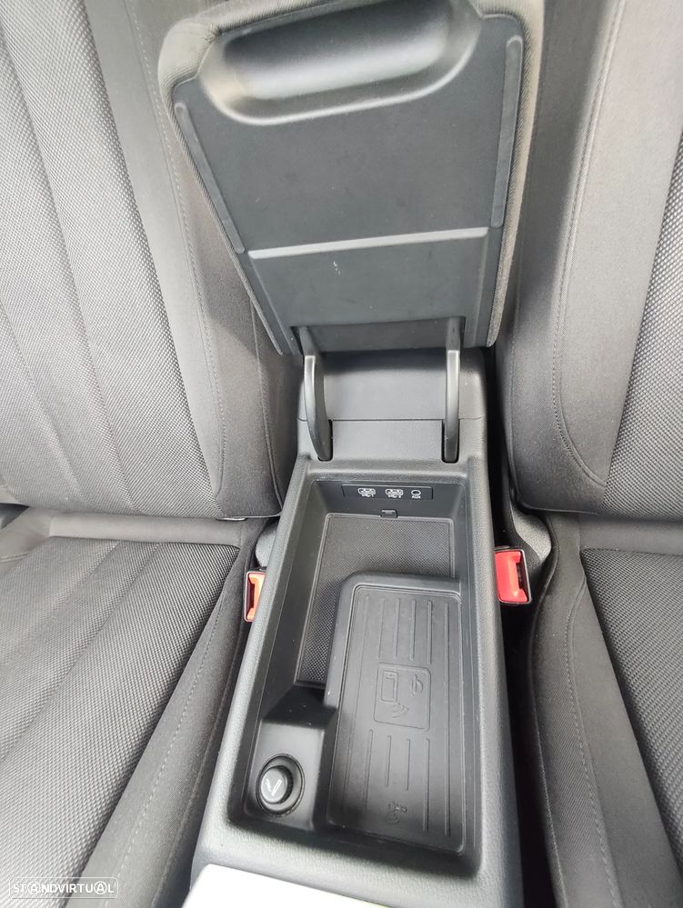 Audi A4 Avant 2.0 TDI quattro Advance S tronic - 12