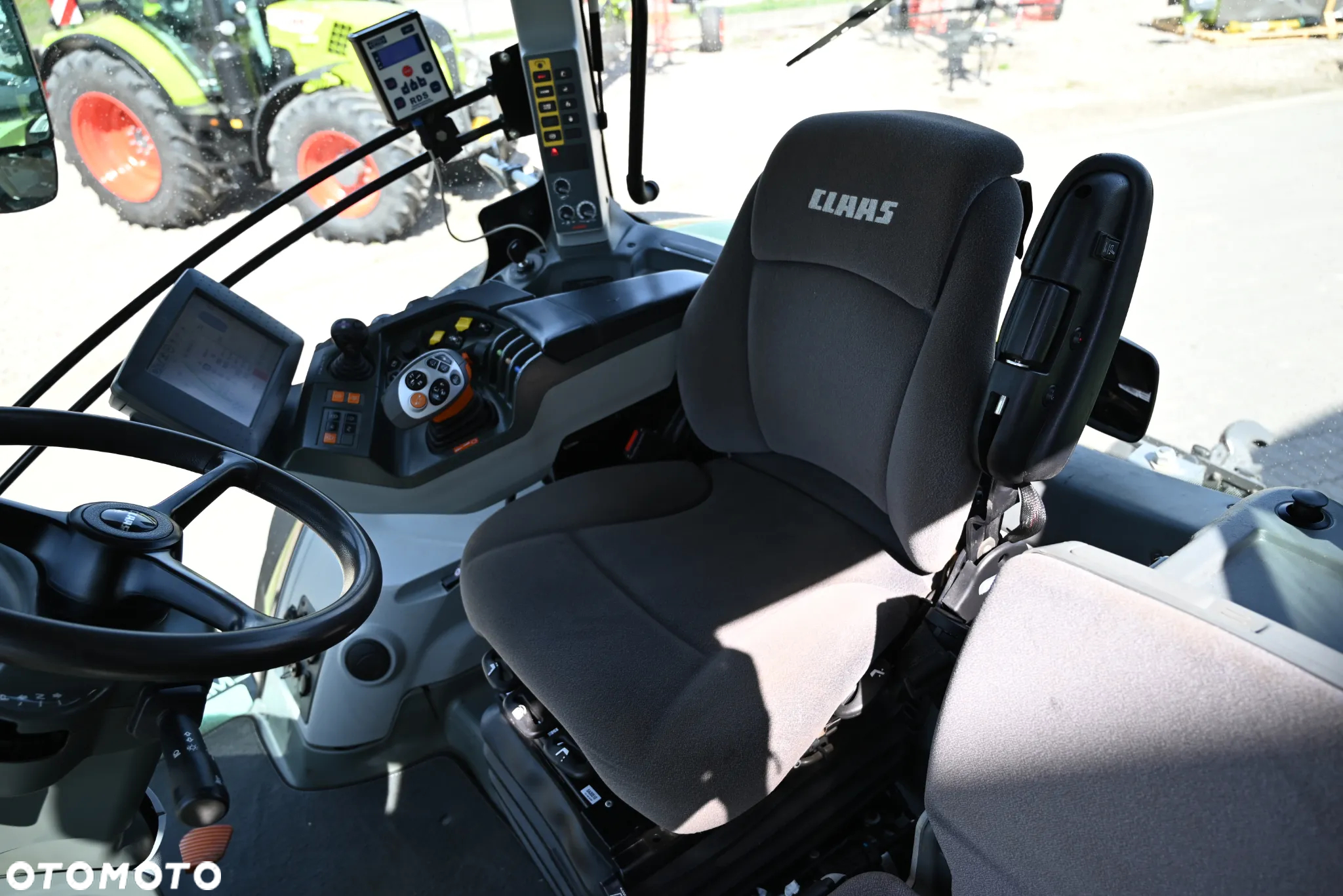 Claas AXION 850 - 16