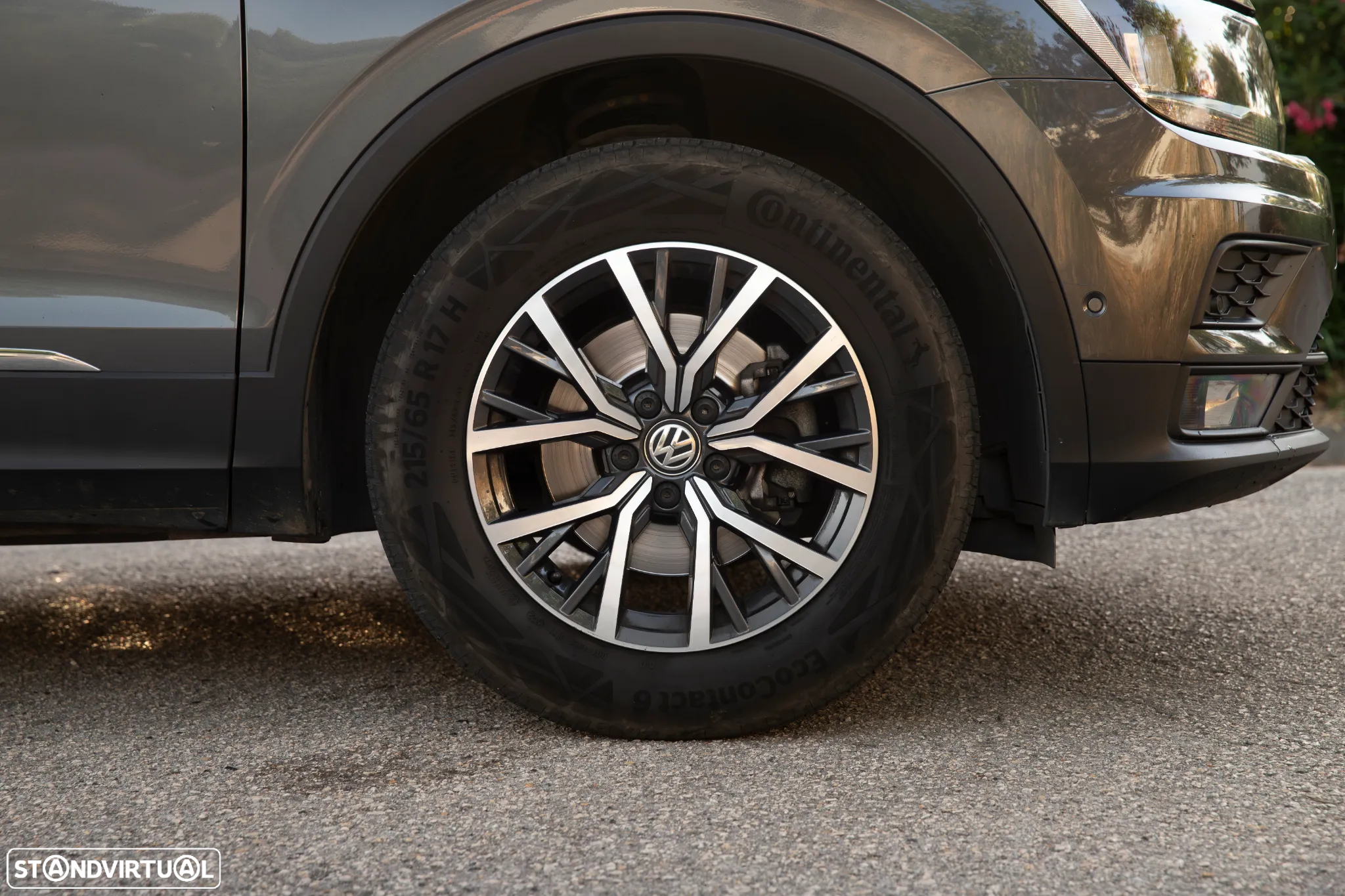 VW Tiguan 2.0 TDI Confortline DSG - 6