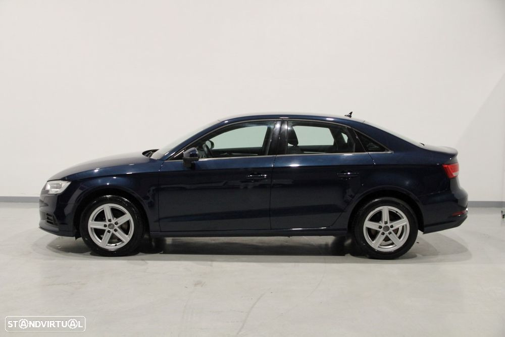 Audi A3 Limousine 1.6 TDI Design - 2