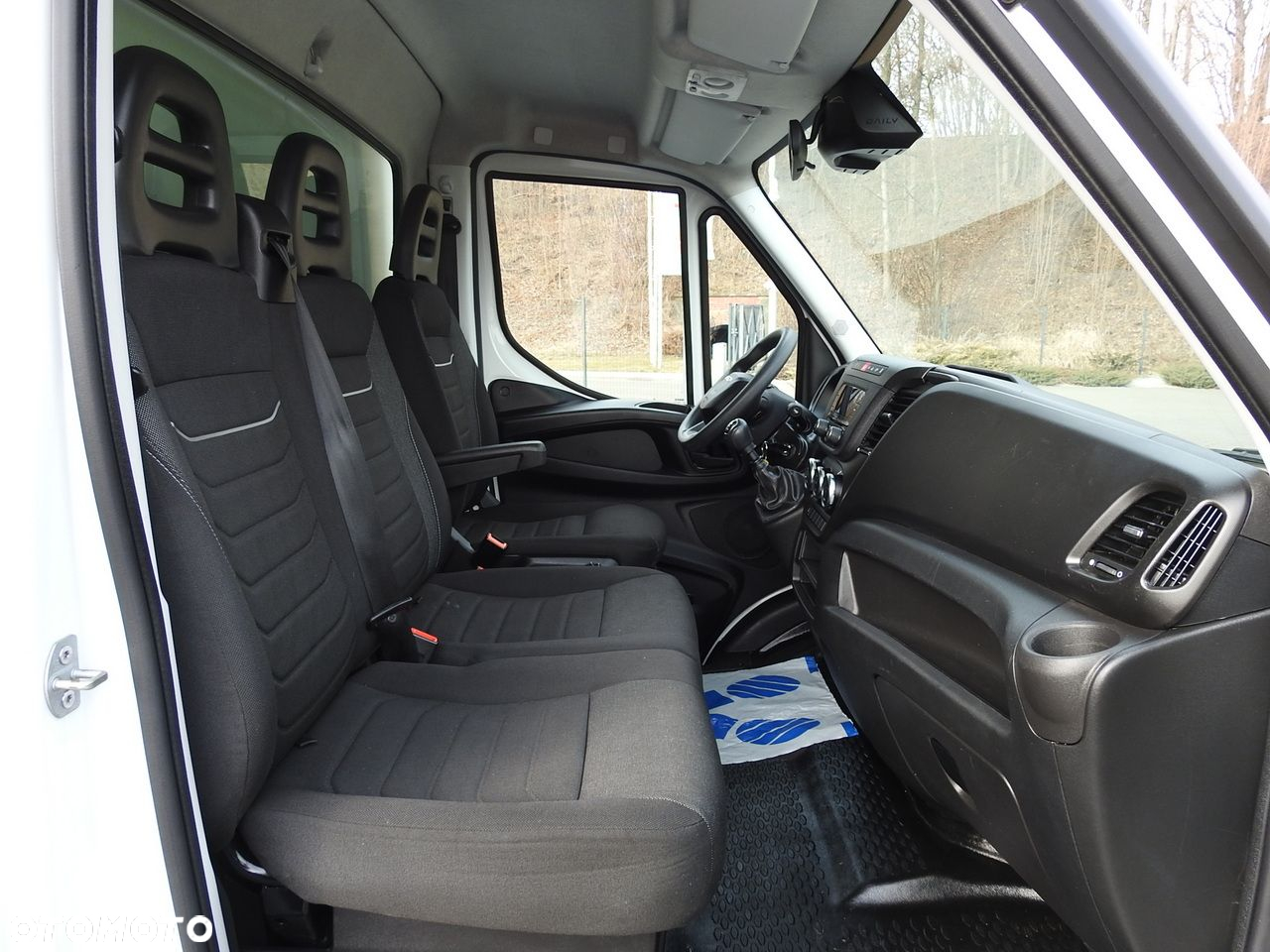 Iveco DAILY 35C16 KONTENER WINDA 8 PALET TEMPOMAT BLIŹNIACZE KOŁA KLIMATYZACJA  160KM - 37
