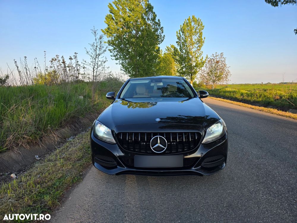 Mercedes-Benz C - 21