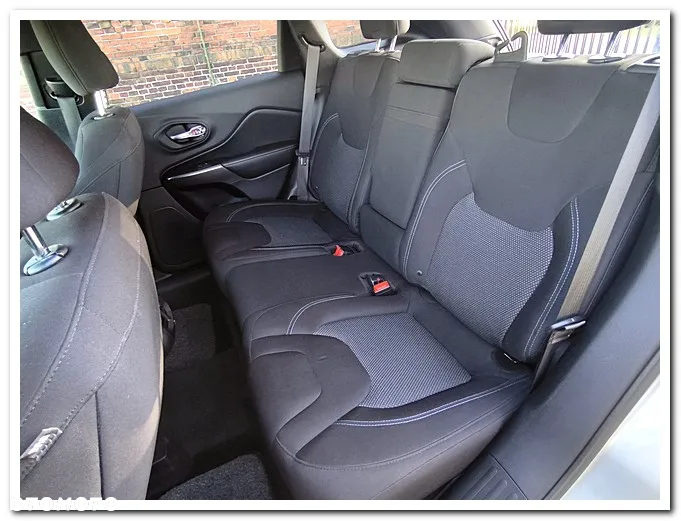Jeep Cherokee 3.2 V6 Active Drive I Overland - 27