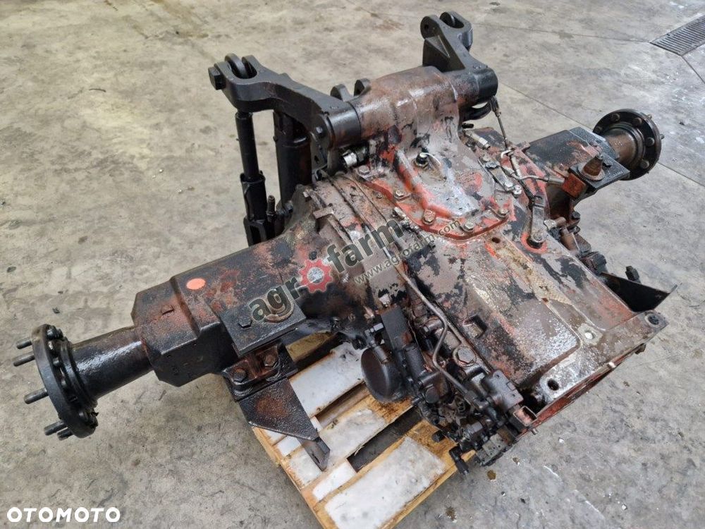 Tylny most Massey Ferguson 6180 - 4