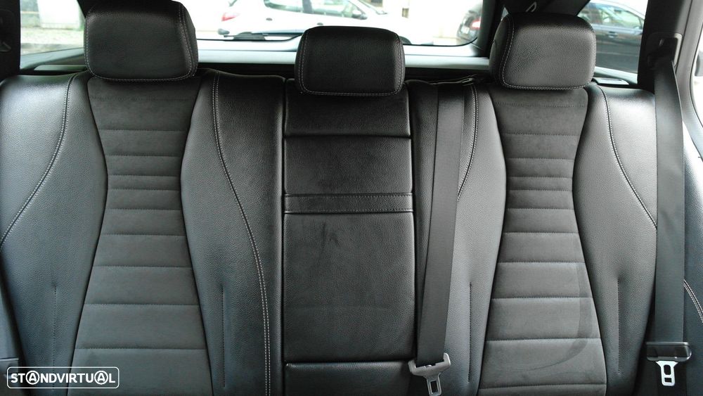 Mercedes-Benz E 300 de AMG Line - 23