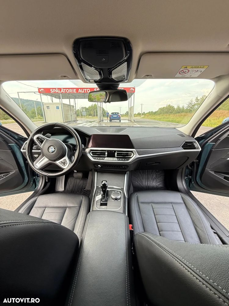 BMW Seria 3 330e xDrive Aut. Luxury Line - 11