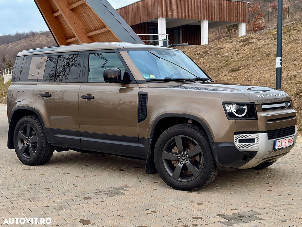 Land Rover Defender 110 2.0L D240 First Edition - 7