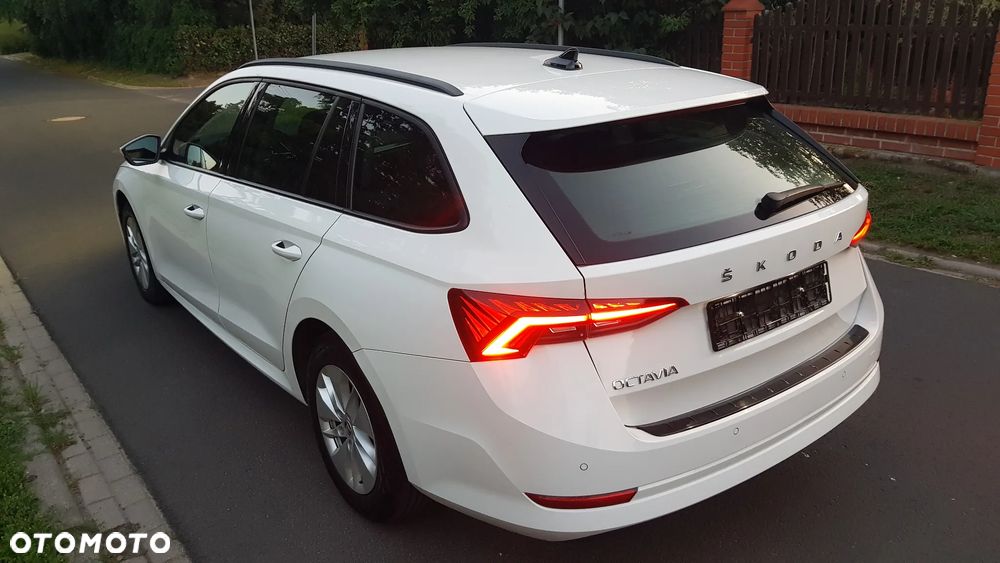 Skoda Octavia 2.0 TDI Edition Plus - 21