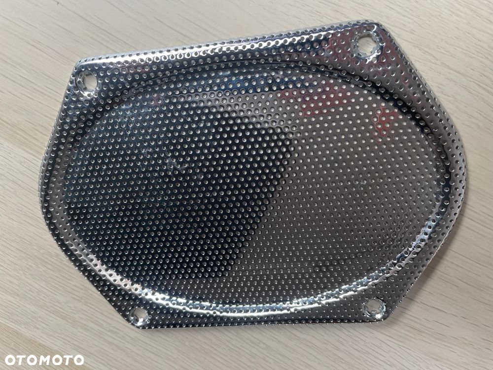 Oryginalna Chromowana Maskownica Głośnika Tylnego | Volvo P1800S 1966 | OEM - 1
