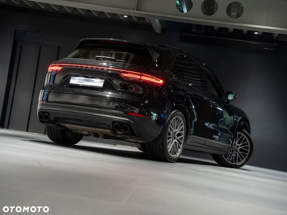 Porsche Cayenne Platinum Edition - 15