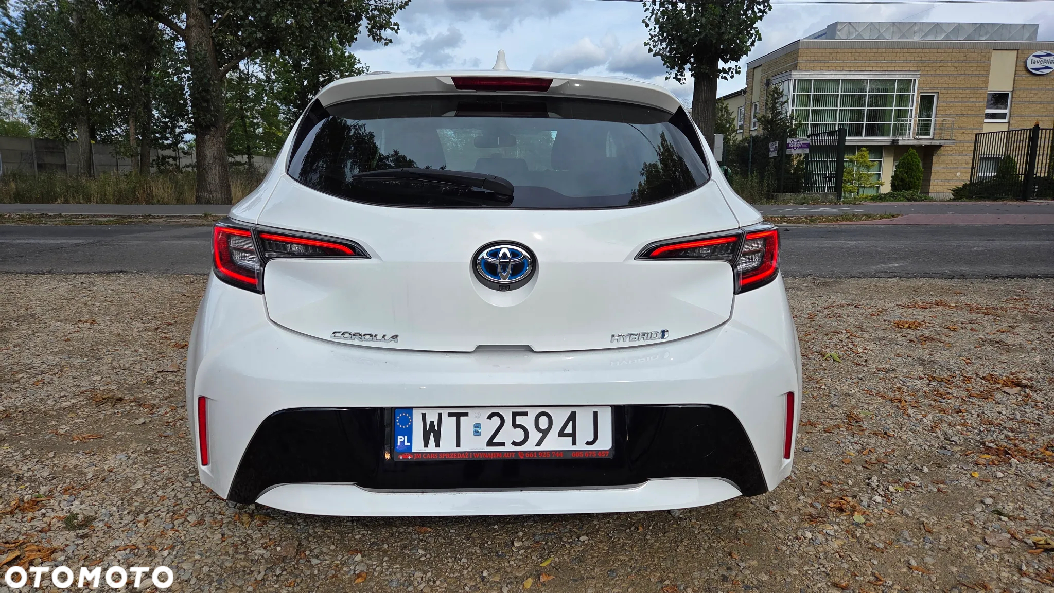 Toyota Corolla 1.8 Hybrid Business Edition - 5