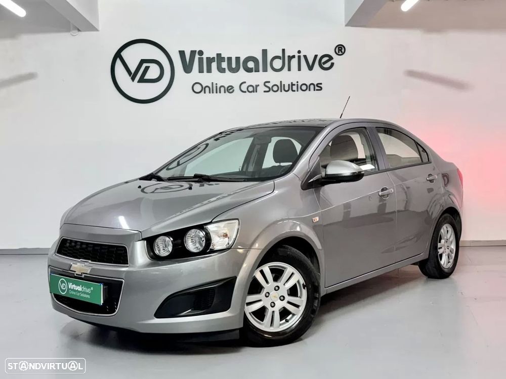 Chevrolet Aveo 1.2 LT - 11
