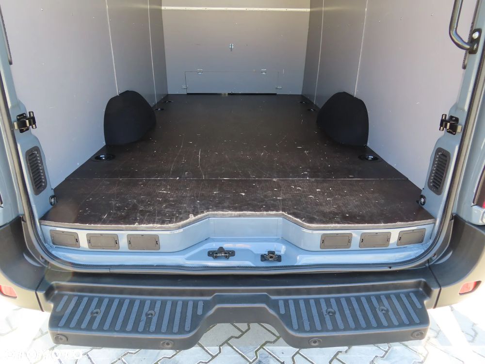 Renault Master 2.3 dCi 163 KM 7-Mio Osobowy + 895 Kg Ładowność Doka Dubel Brygadowy Ekstra Długi 4383 mm Furgon Blaszak HAK 2500 Kg Rozstaw Osi 4332 mm WZMACNIANY Napęd Na Tylną Oś Stan Auta Jak Nowy OKAZJA POLECAM - 19
