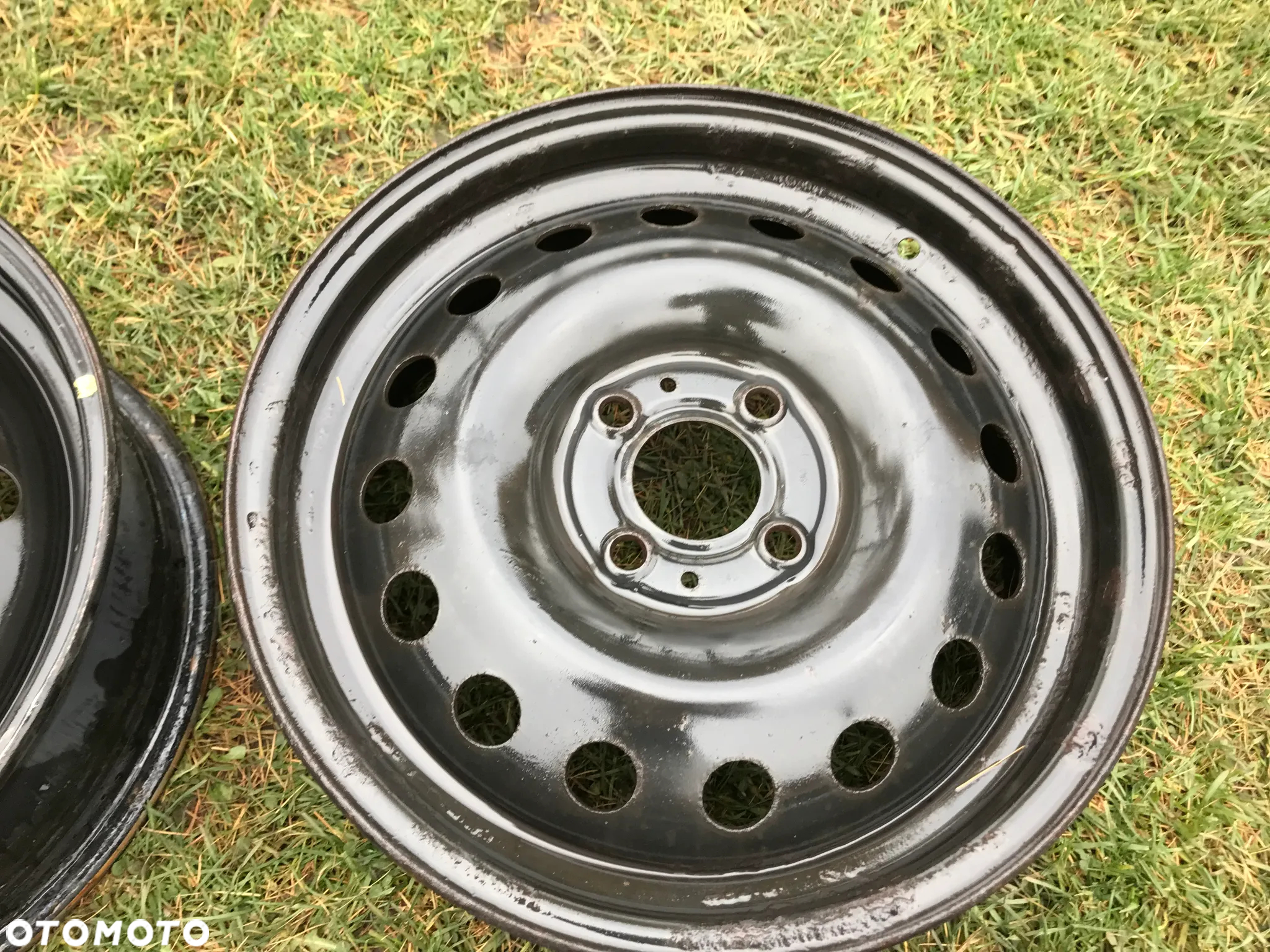 Felgi Nissan Micra 15 5,5x15 4x100 ET50 - 2