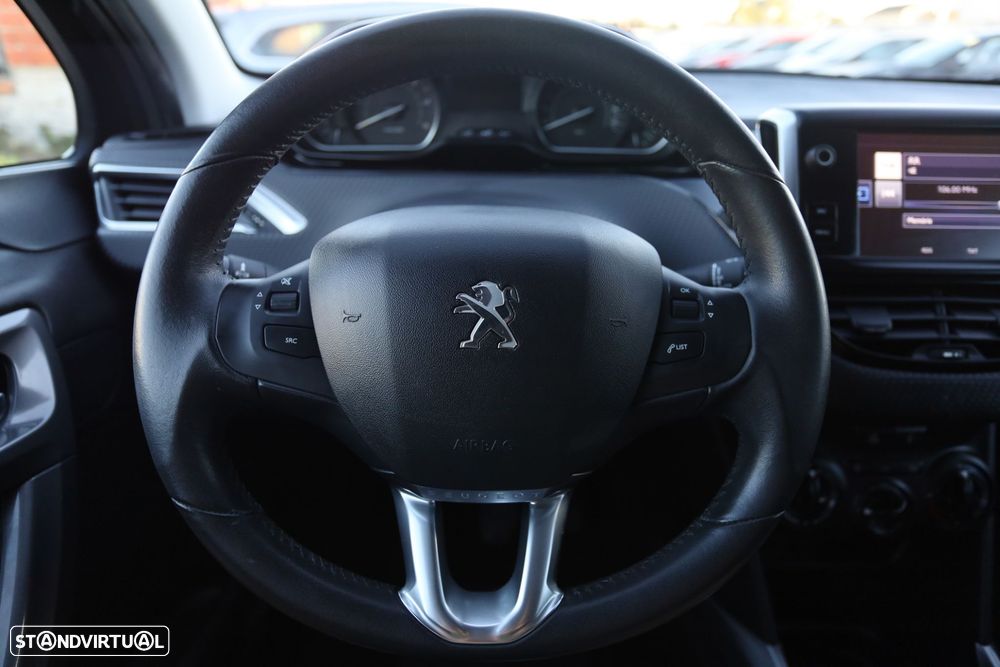 Peugeot 2008 1.6 BlueHDi Style - 12