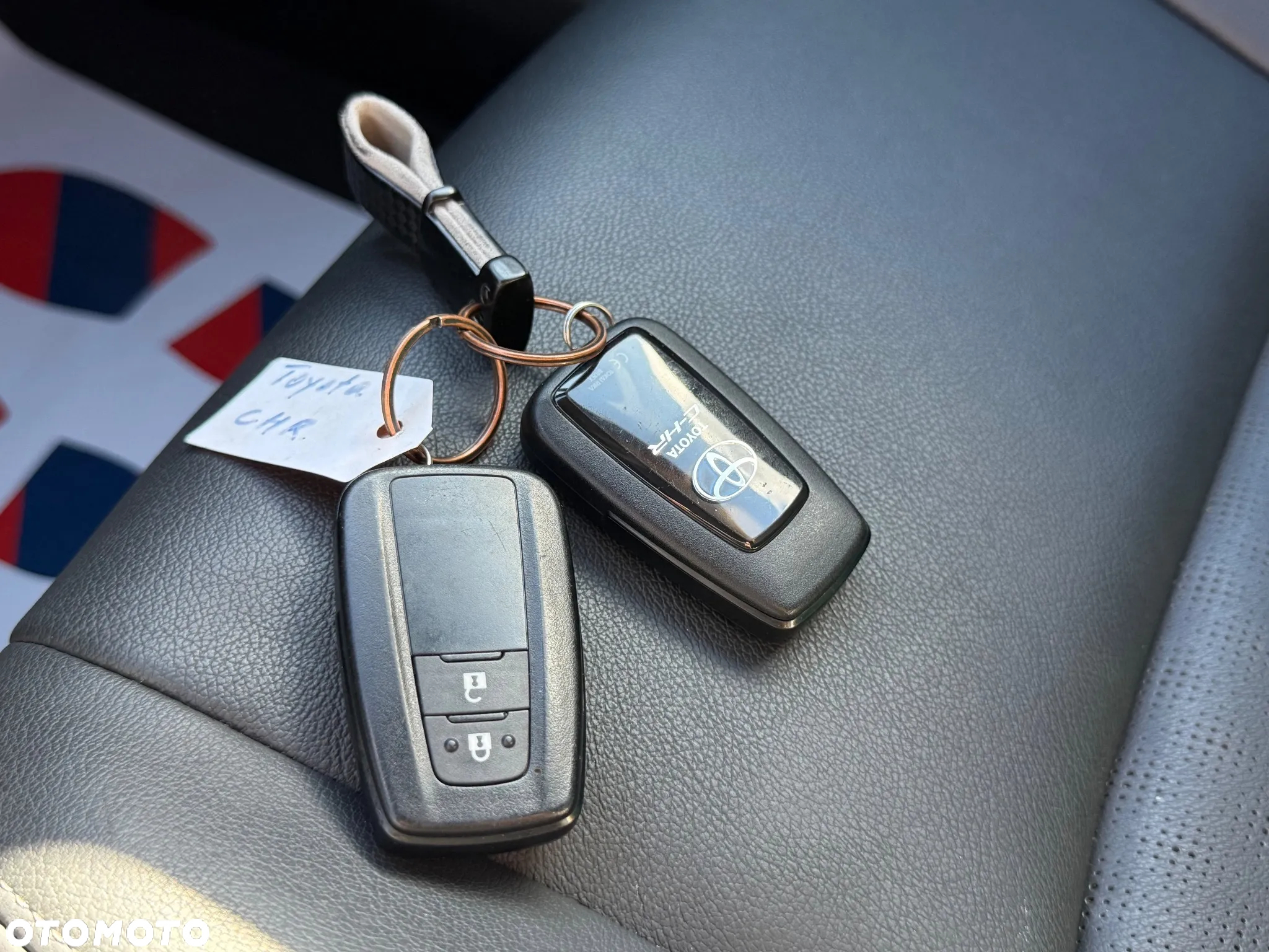 Toyota C-HR 1.8 Hybrid Executive - 25
