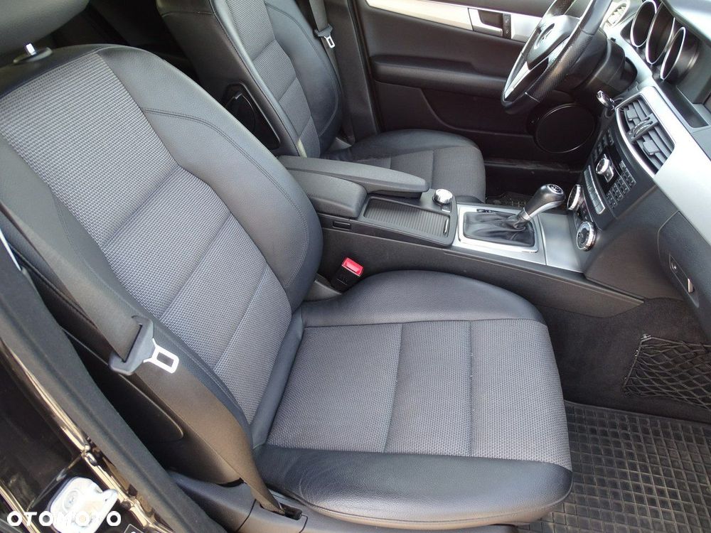 Mercedes-Benz Klasa C - 13