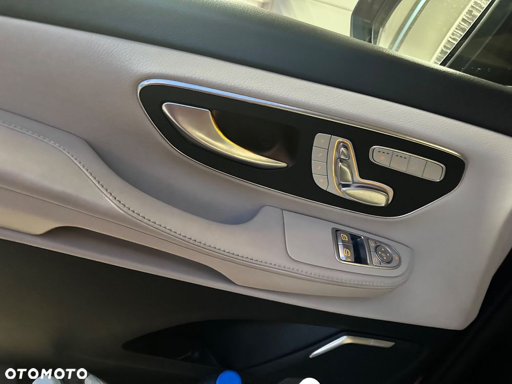 Mercedes-Benz Klasa V 300 d 4-Matic Avantgarde 9G-Tronic (d³ugi) - 10