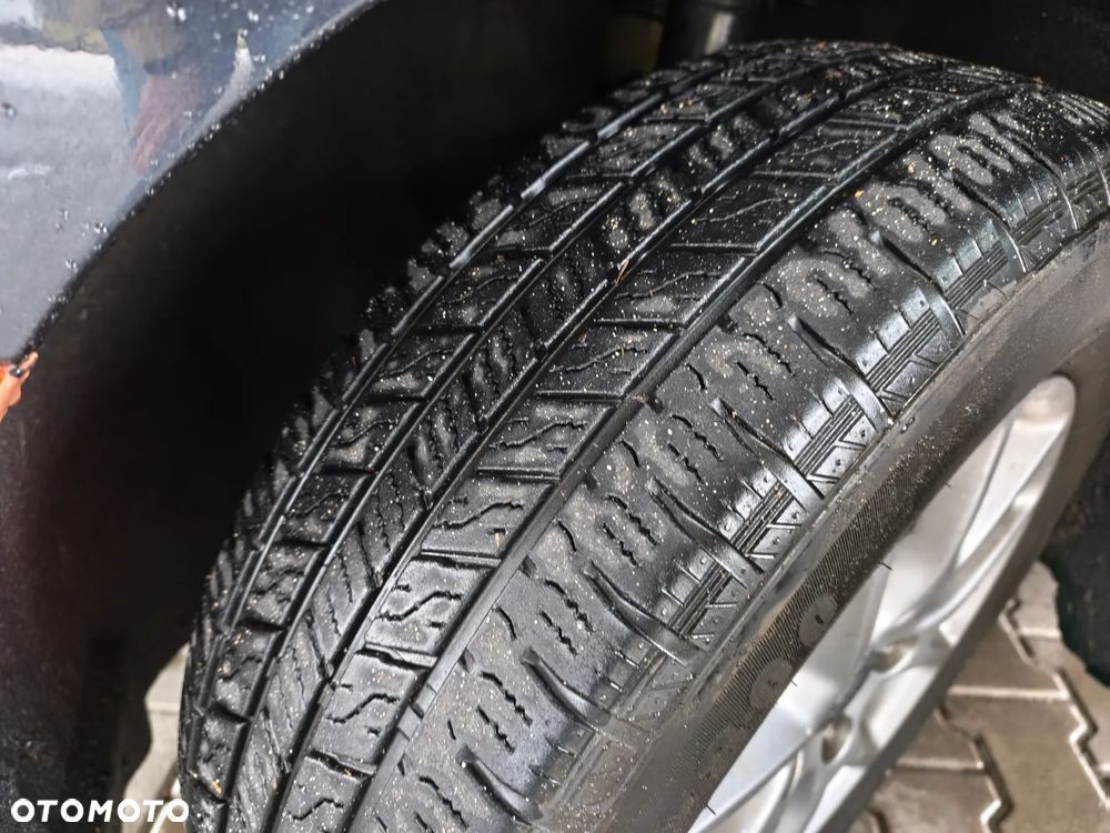 Chrysler Pacifica - 19