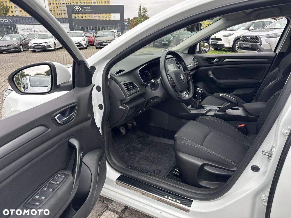 Renault Megane 1.3 TCe FAP Zen - 21