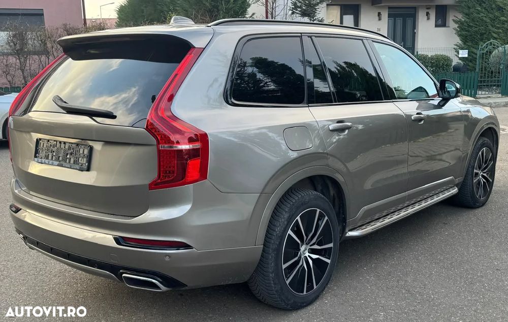 Volvo XC 90 T8 eAWD R-Design - 4