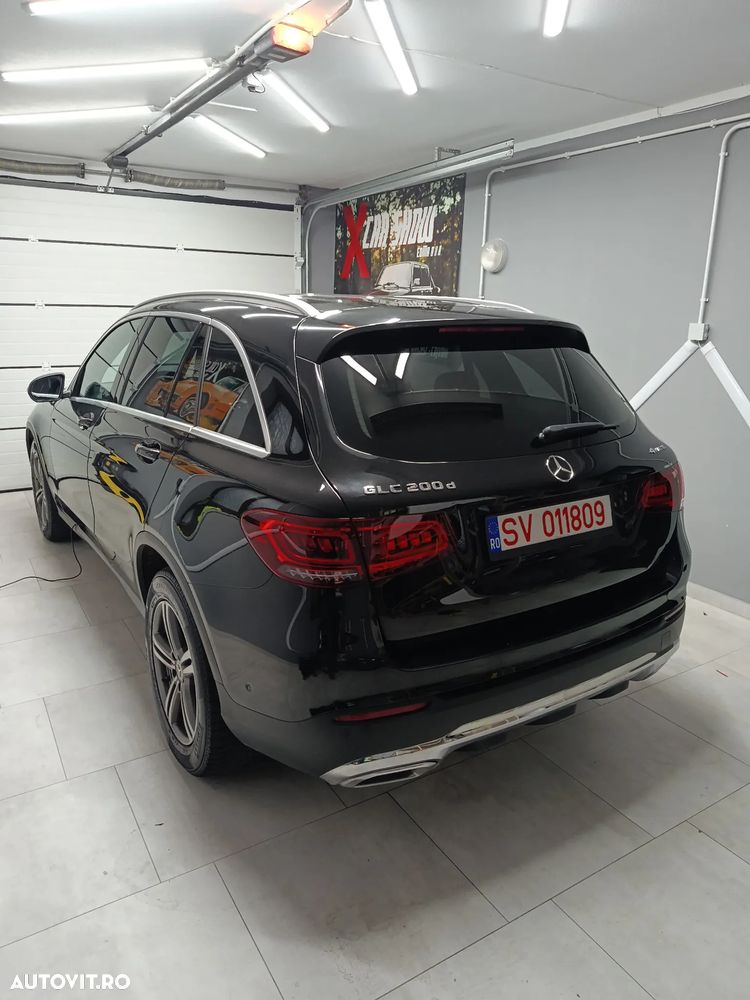 Mercedes-Benz GLC 200 d 4MATIC - 8