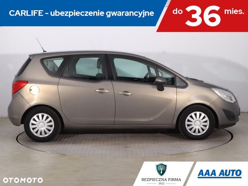 Opel Meriva - 8