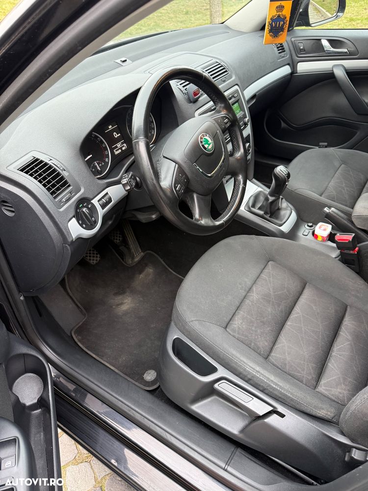 Skoda Octavia 2.0 TDI DPF FAMILY - 32