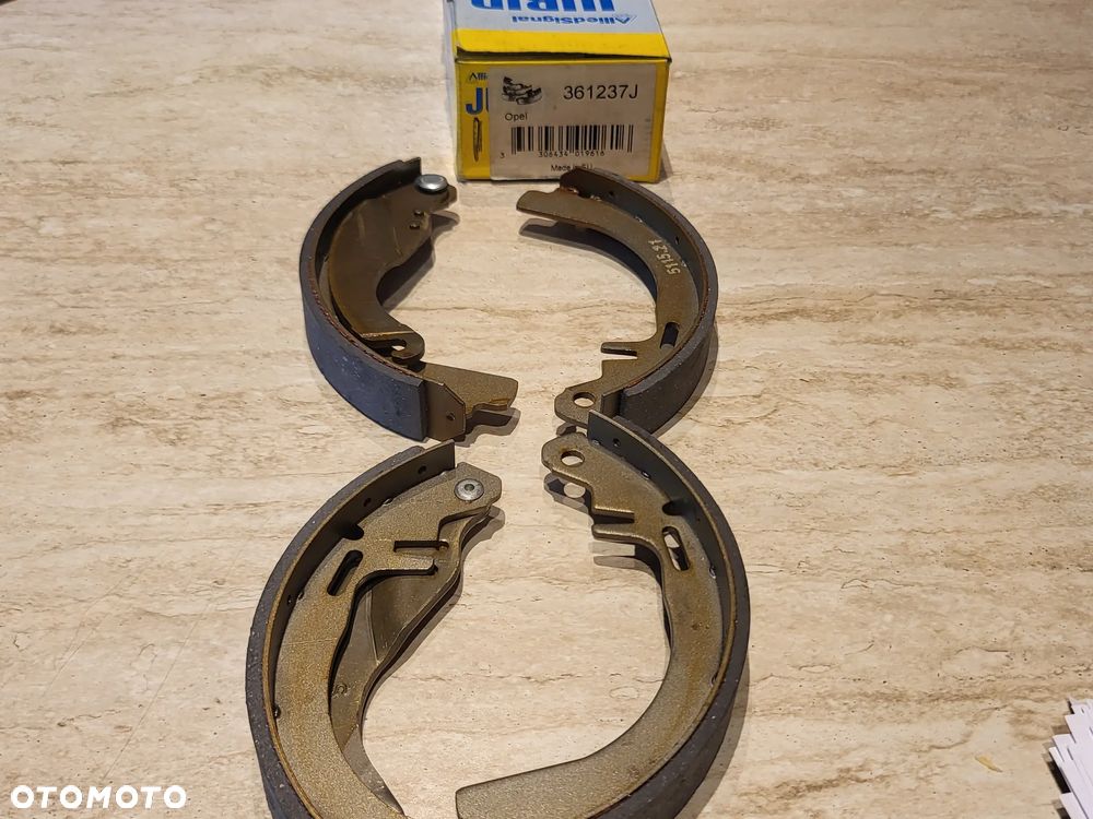 SZCZĘKI HAM.200x29 OPEL CORSA A, CORSA A TR, CORSA A/HATCHBACK, KADETT D, KADETT E 1.0-1.6 08.79-03.93  0628/S/69 - 1